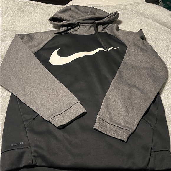 Men’s Nike Hoodie - Picture 1 of 4
